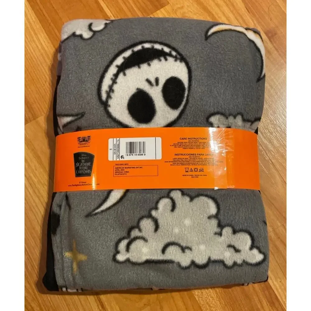 Disney The Nightmare Before Christmas kids Cozy Pajama Set New in size 8 - Picture 2 of 2